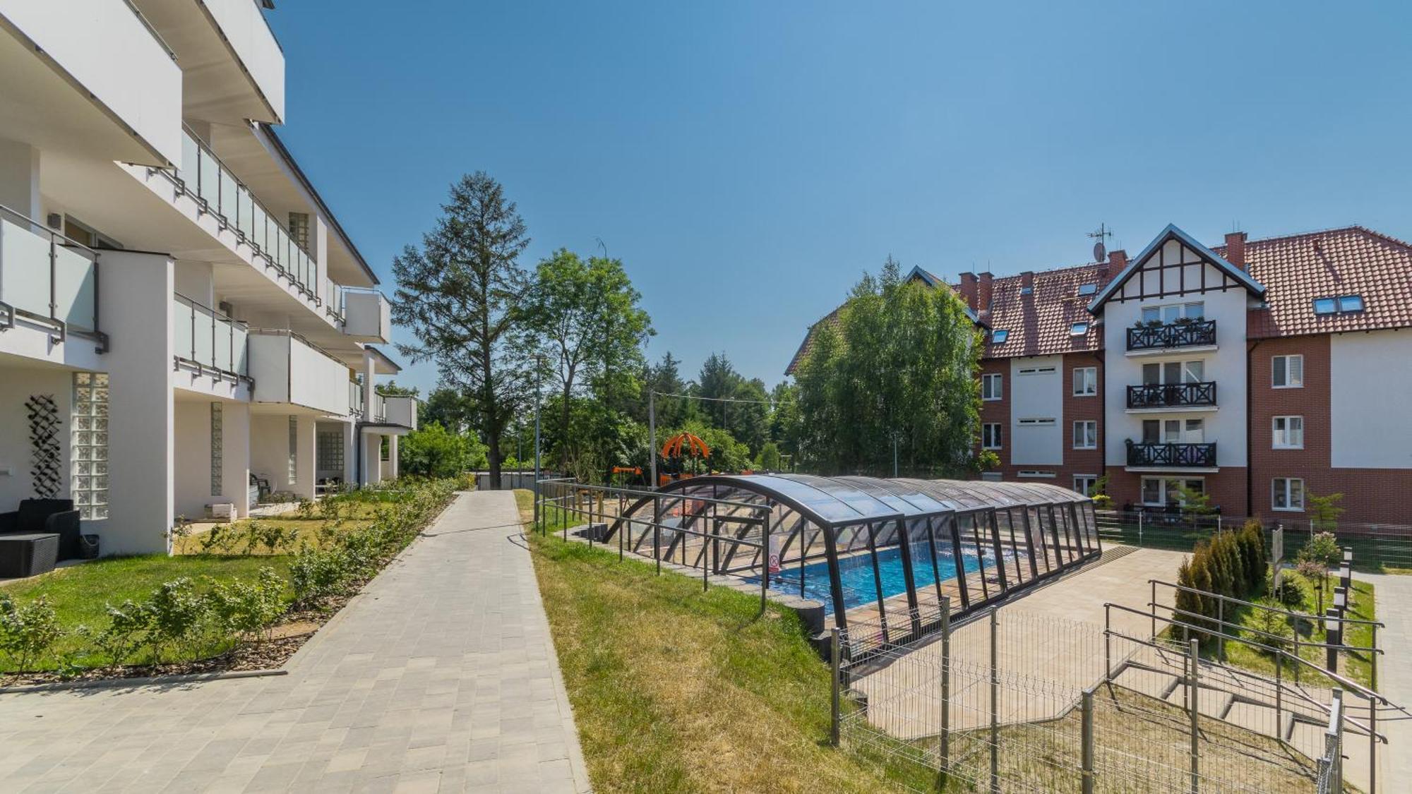 Apartamenty Sun & Snow Baltic Garden Z Basenem I Placem Zabaw Sztutowo Extérieur photo